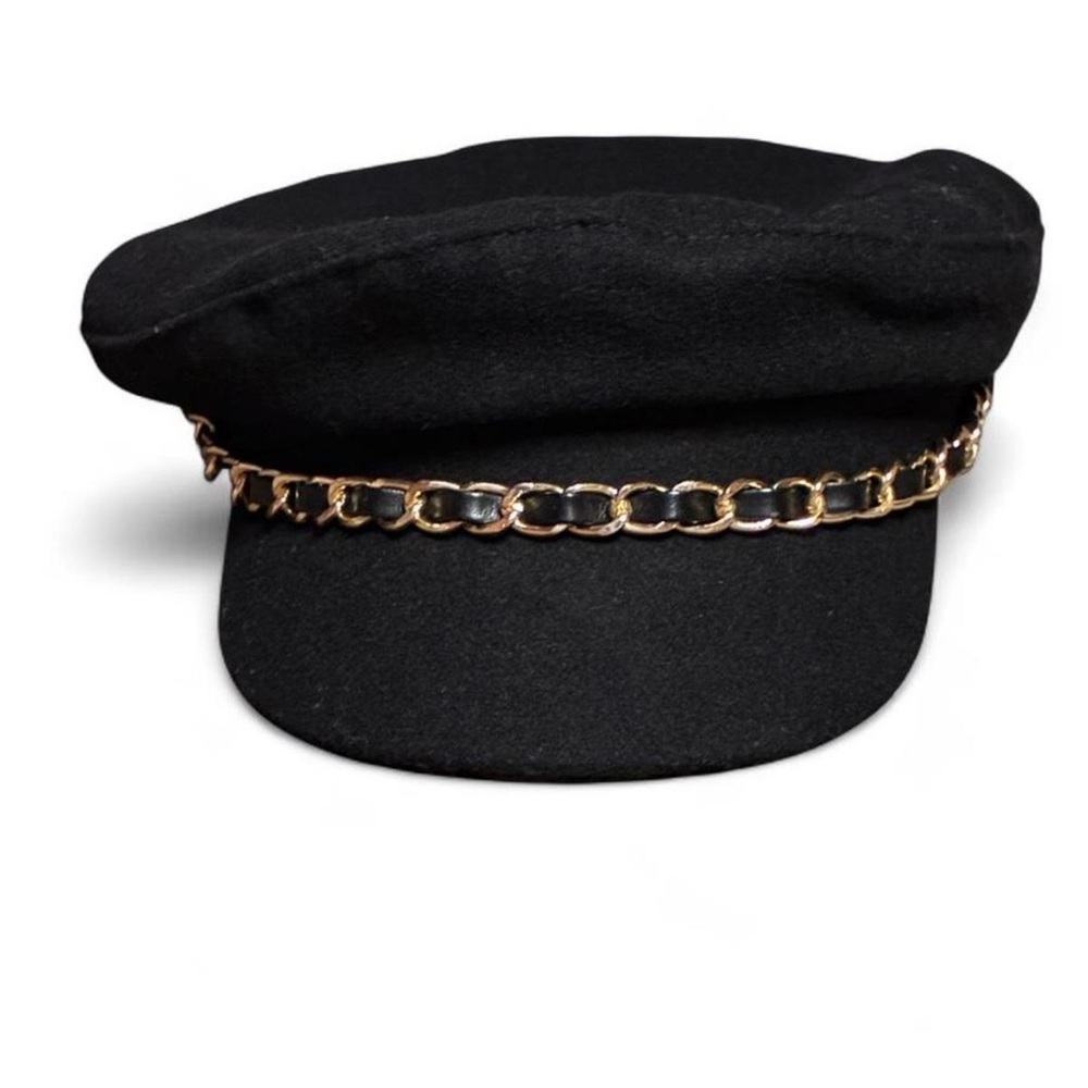 ★ Vintage-Inspired Black Felt Newsboy Cap + Gold Chain Detail (Quilted Lining) ★